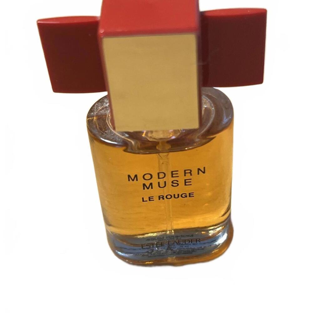 Estee Lauder Modern Muse Le Rouge Eau De Parfum Mini Perfume Spray .14 oz